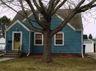 723 2nd St NW, Waseca, MN 56093