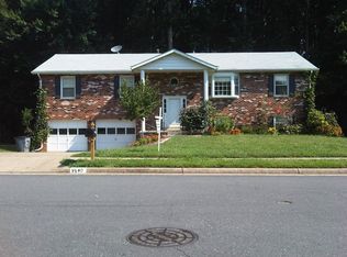 9640 Ironmaster Dr, Burke, VA 22015