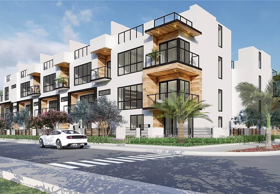 1st image of 802 NE 2nd Street