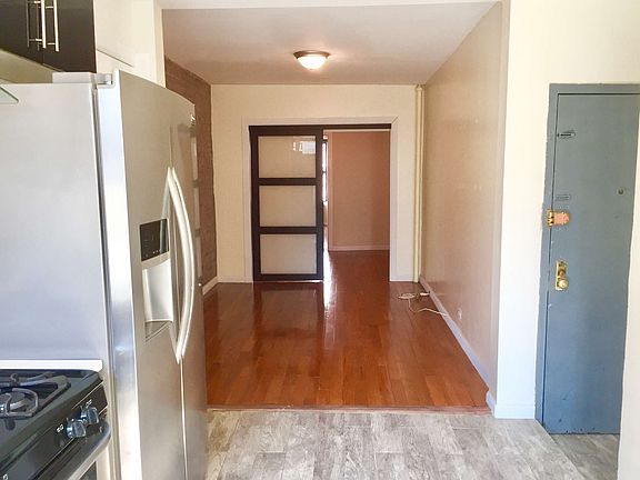 4th image of 256 Wyckoff St APT 3