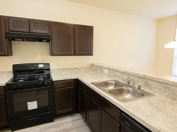 12738 Veterans Silver Rd, Houston, TX 77014