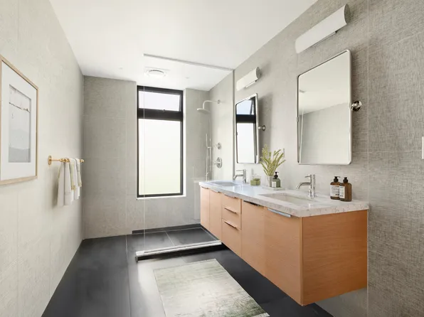 42 South Portland Avenue image 16 of 28