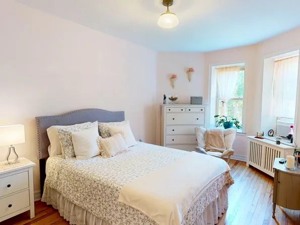 48-01 42nd Street image 26 of 49