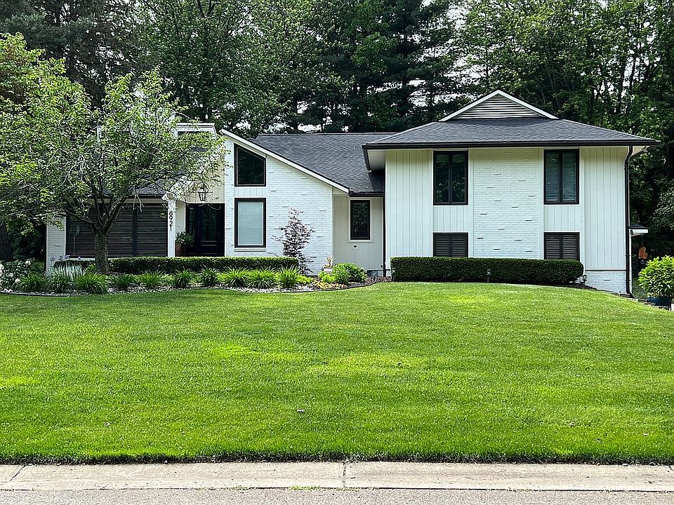 1st image of 8921 Northampton Dr