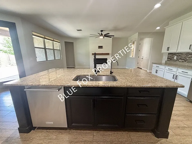 11718 N Key Lime Pl — Photo 16