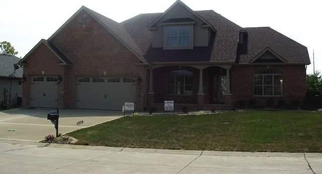 1st image of 108 Stonebridge Crossing Dr