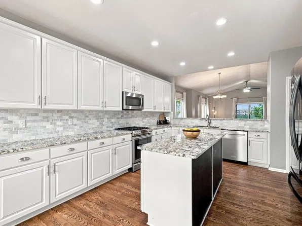 10297 Quintero St, Commerce City, CO 80022
