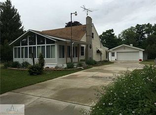 9594 S Airport Rd, Dewitt, MI 48820