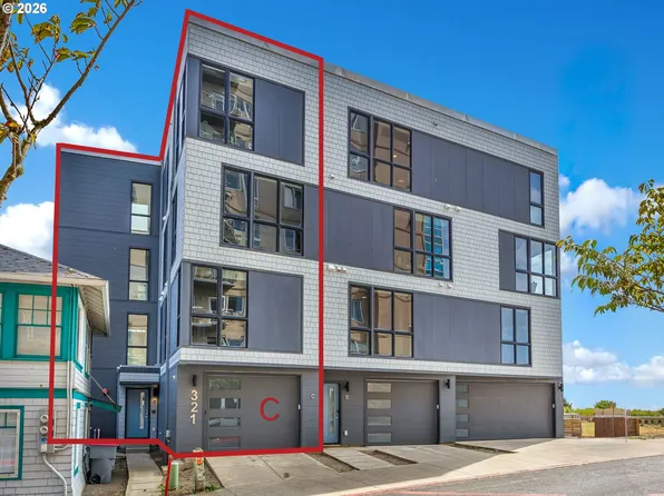 321 S Prom #C, Seaside, OR 97138