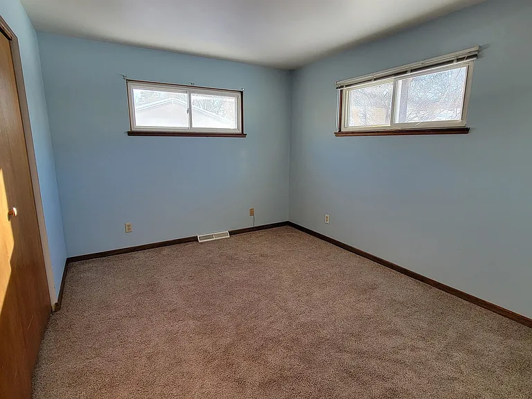 4013 Claire St — Photo 13