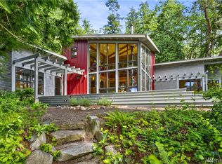 380 Adelma Beach Rd, Port Townsend, WA 98368
