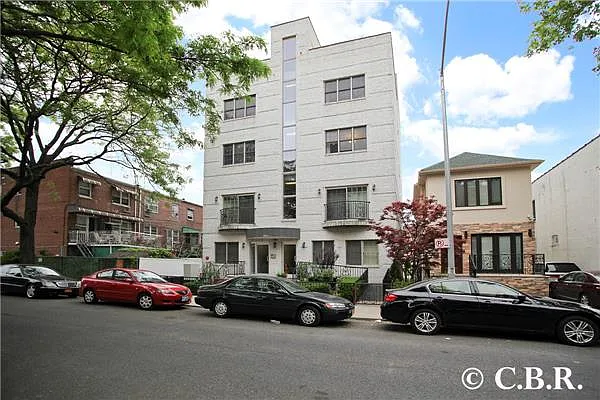 Sold by Coldwell Banker Reliable Real Estate | media 26