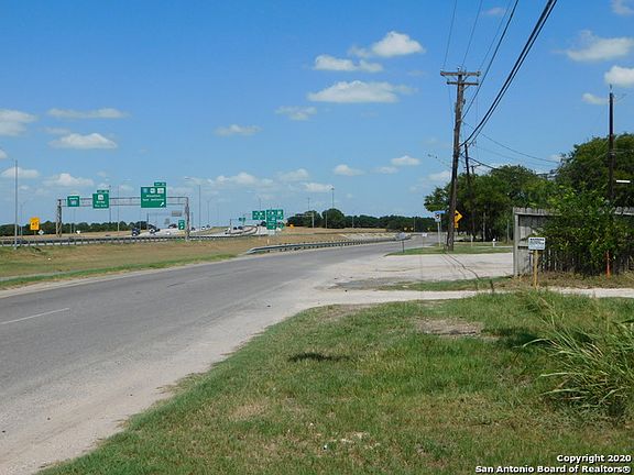 5th image of 9318 NE Loop 410
