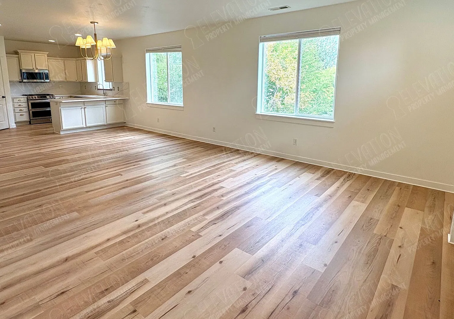 Updated 4 BR home with office in SW Bend — Photo 4