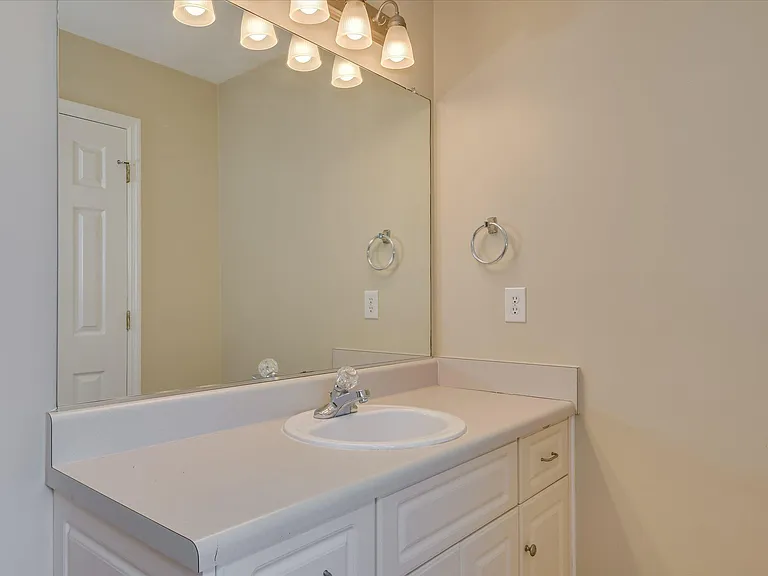 929 Sawbuck Way — Photo 22
