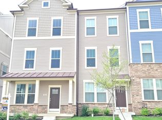 9012 Shady Pines Dr, Urbana, MD 21704