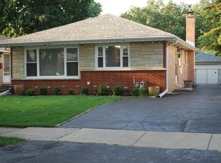 5818 Washington St, Morton Grove, IL 60053