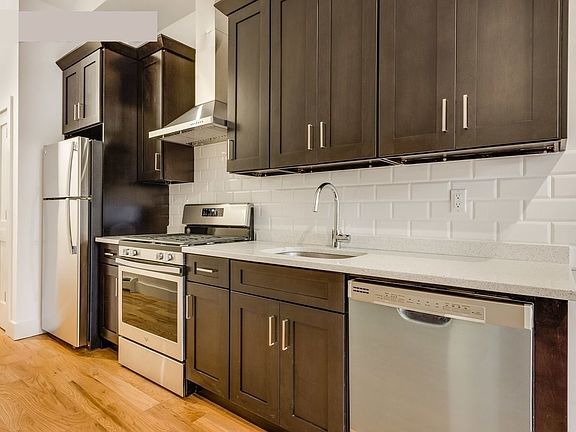 2nd image of 479 Greene Ave #1L
