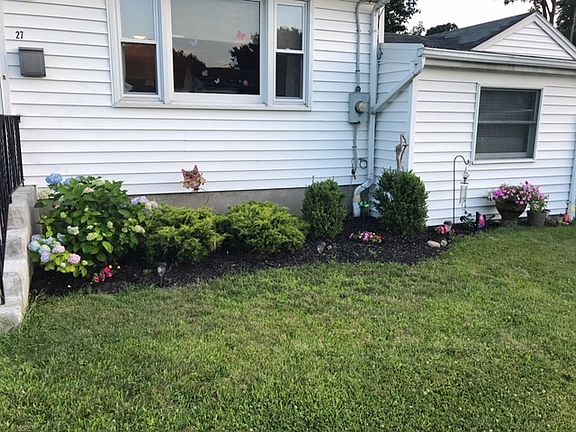 2nd image of 27 Major Andre Dr