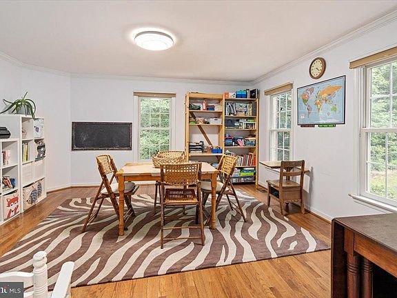 5th image of 8001 Beau Ct
