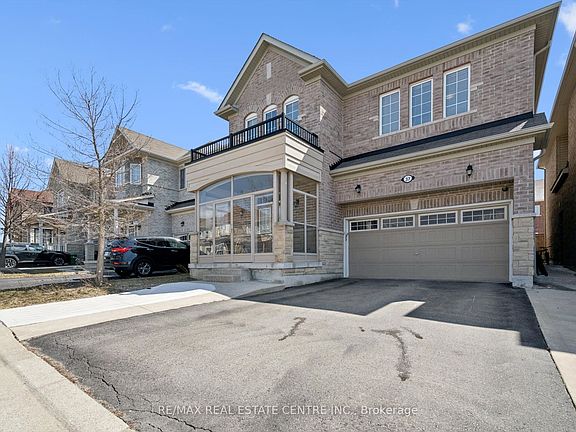 2nd image of 37 Zanetta Cres
