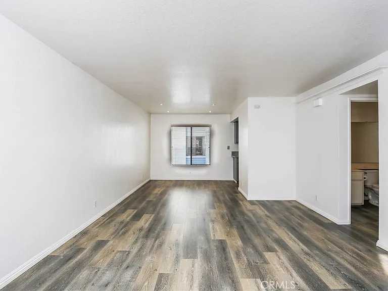 622 N Wilson Ave #4 — Photo 5