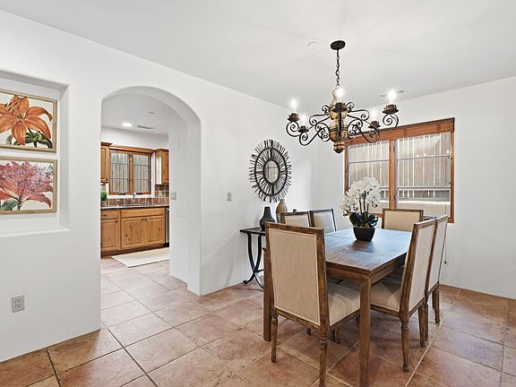5th image of 103 Catron St Unit 39