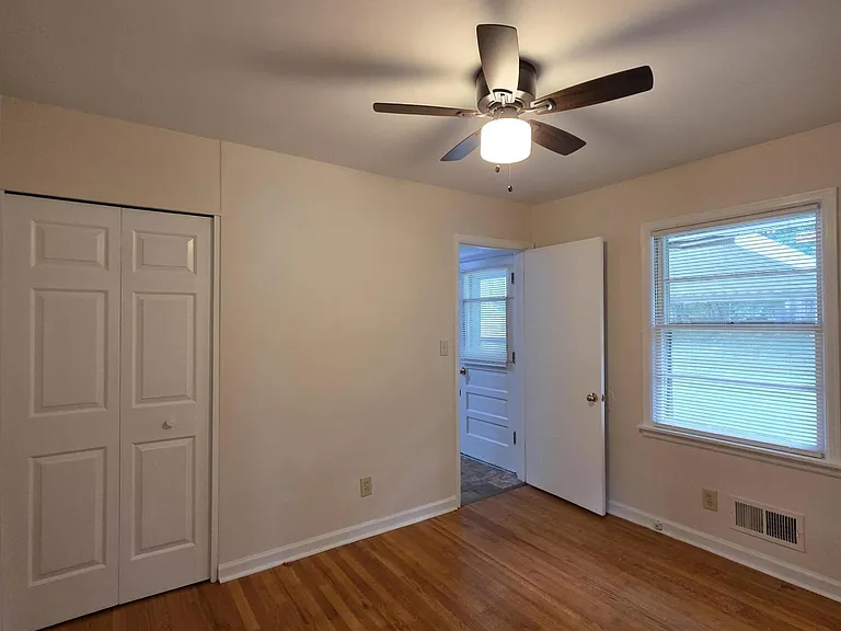 462 Frances Dr NW — Photo 5