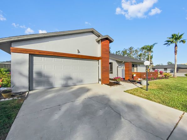 5744 Augusta Cir