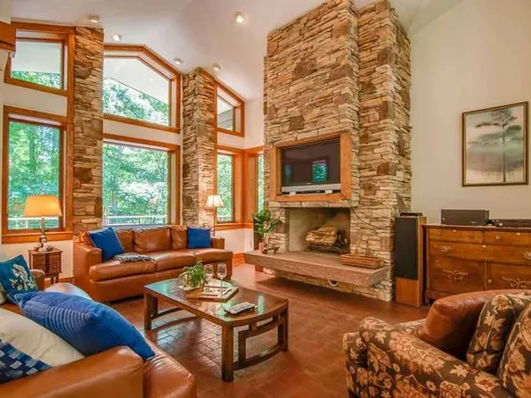 3805 W Cornwallis Rd, Durham, NC 27705