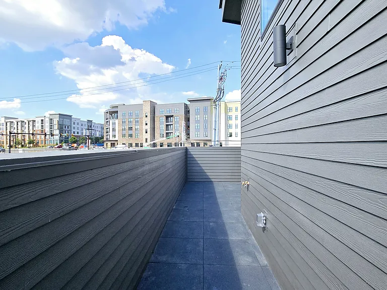 421 Saint Paul St #421 — Photo 21