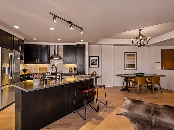 4th image of 3401 Arapahoe Ave #417