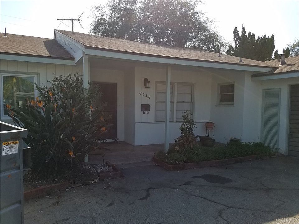 2nd image of 2032 E Shamwood St