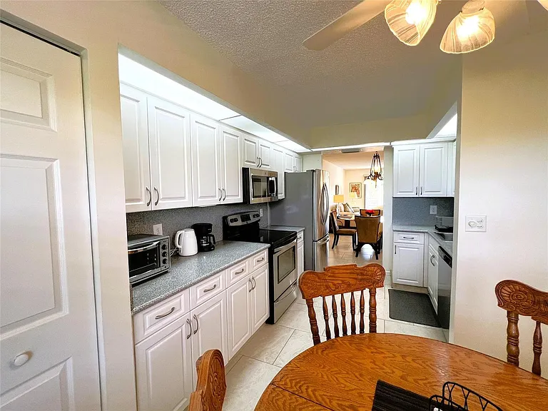 1605 Abaco Dr #C4 — Photo 1