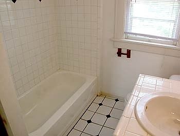 4th image of 315 E 20th Ave
