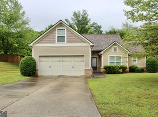 525 Fairfield Dr, Jefferson, GA