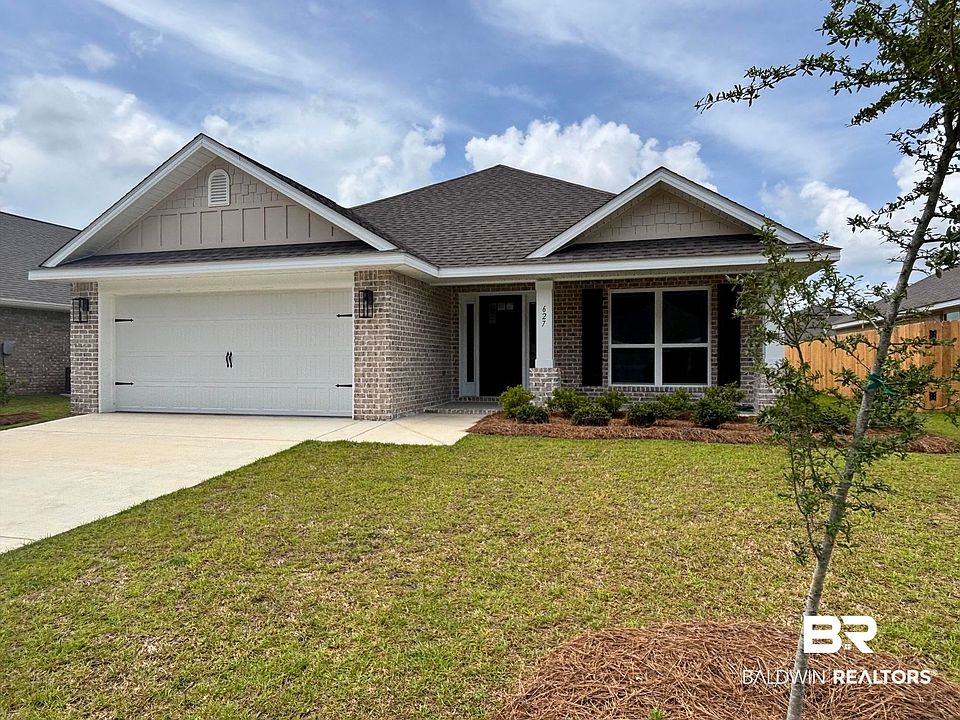 1st image of 627 Mayflower Dr