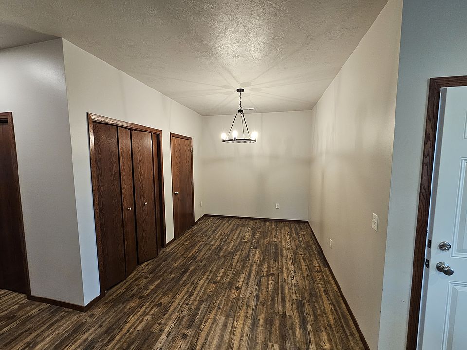 2nd image of 208 W 4th St #B