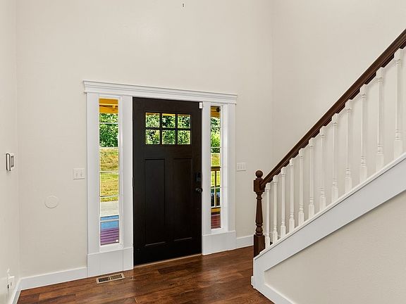 5th image of 14627 Arrowood Lane NW