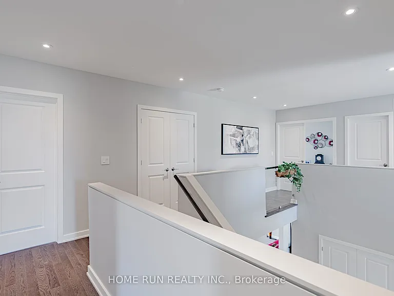 451 Longworth Ave — Photo 30
