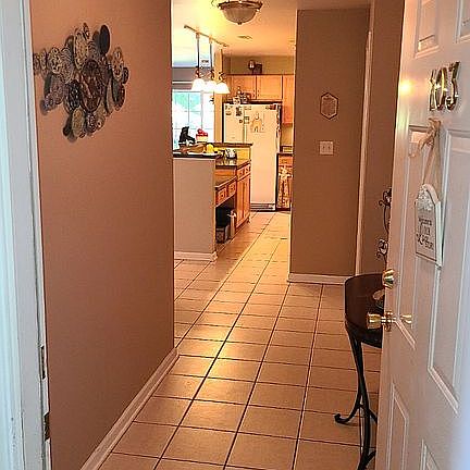 2nd image of 2515 Longwood Dr APT 103