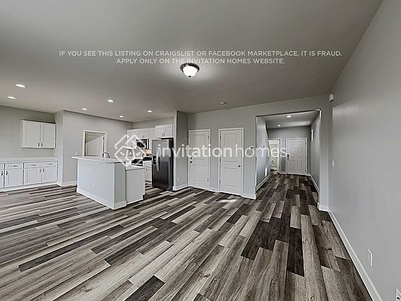 5th image of 1801 192nd Street Ct E