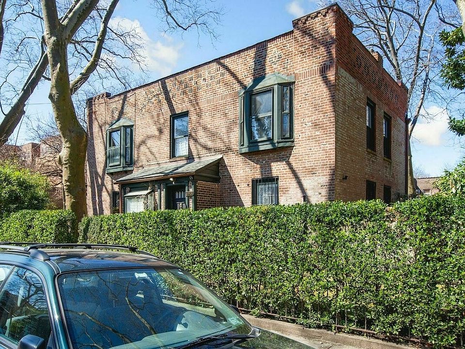 1st image of 39-90 45th St