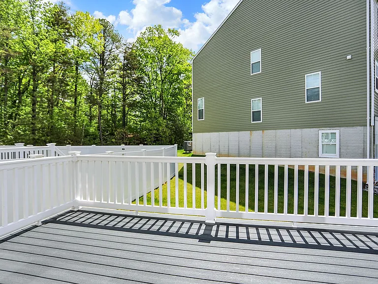 11301 Carobel Ct — Photo 27