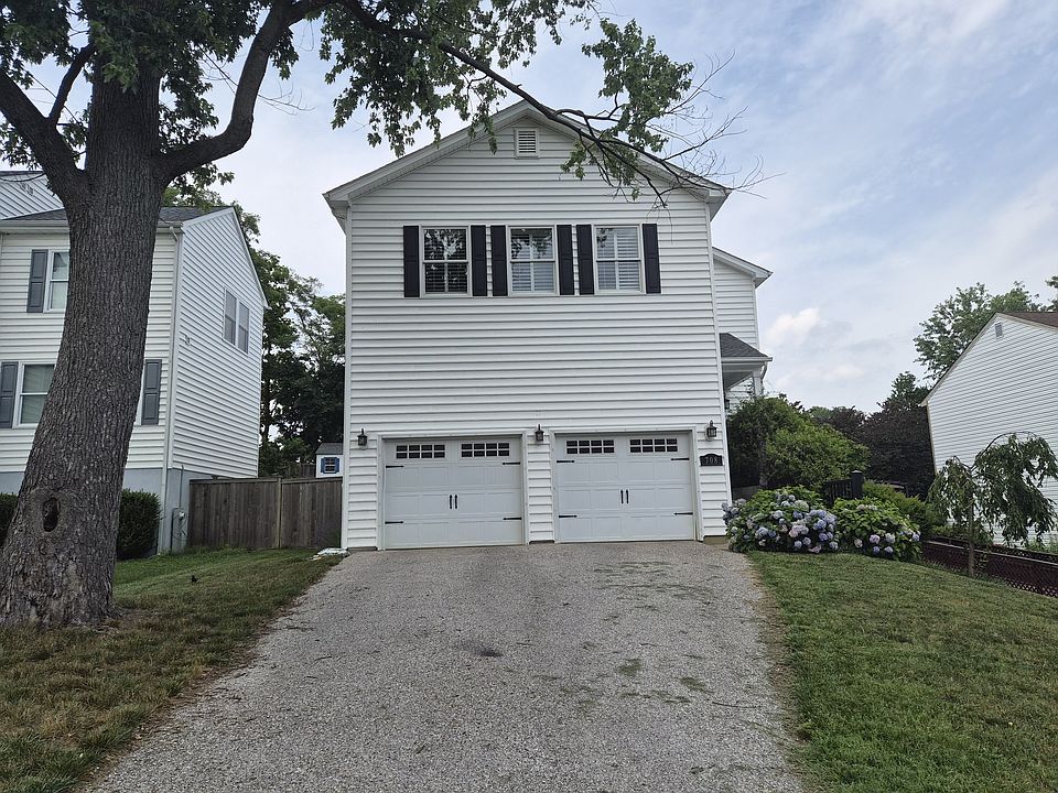 1st image of 708 Genessee St