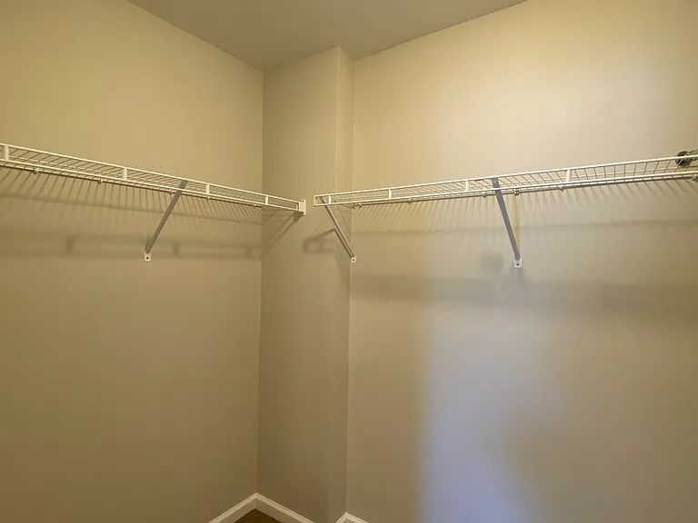 803 W Georgia St #1 — Photo 7