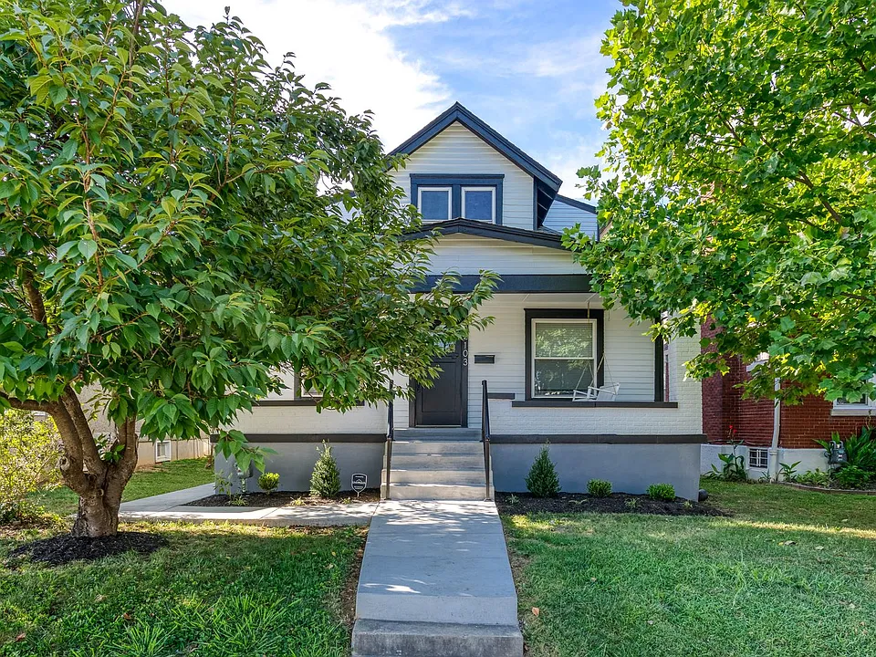 2103 Wrocklage Ave