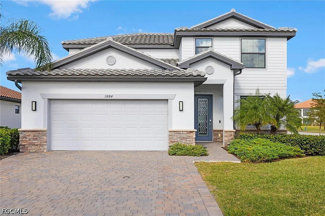 4 bed, 3.0 bath, 2606 sqft, $3,500 — Photo 1