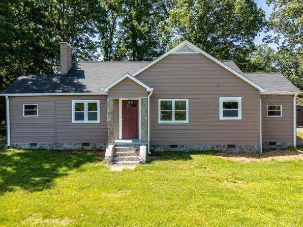3692 State Highway 90 E, Taylorsville, NC 28681