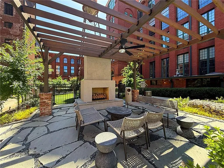 170 Boulevard 208 #E — Photo 19